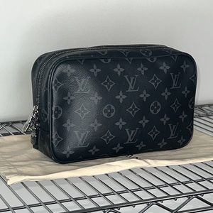 💯AUTHENTIC LV Monogram Eclipse Toilet Pouch GM